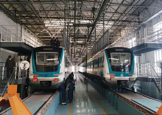 地铁检修区降温操逼小黄片软件